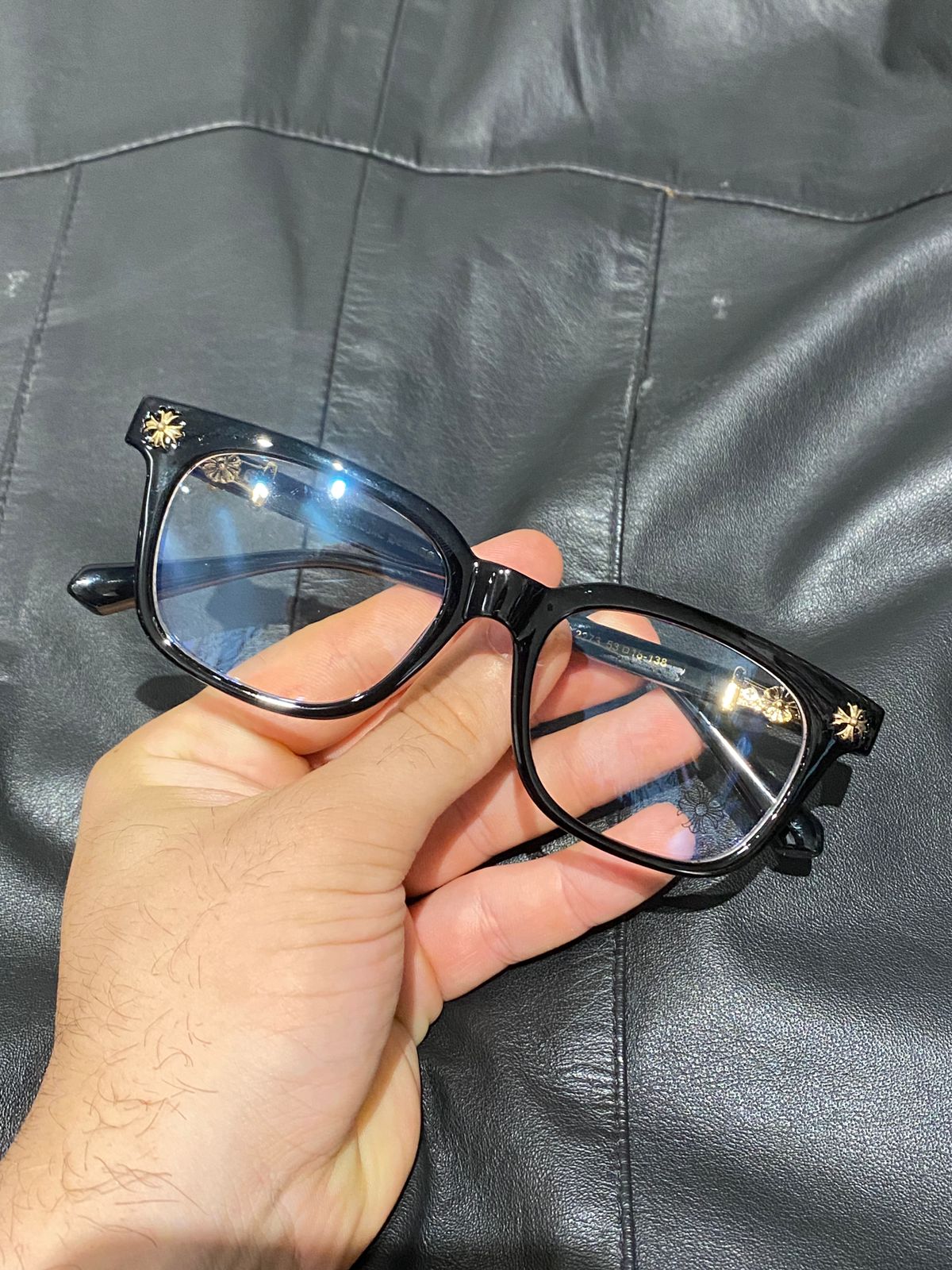 Chrome Hearts Preto & Dourado™